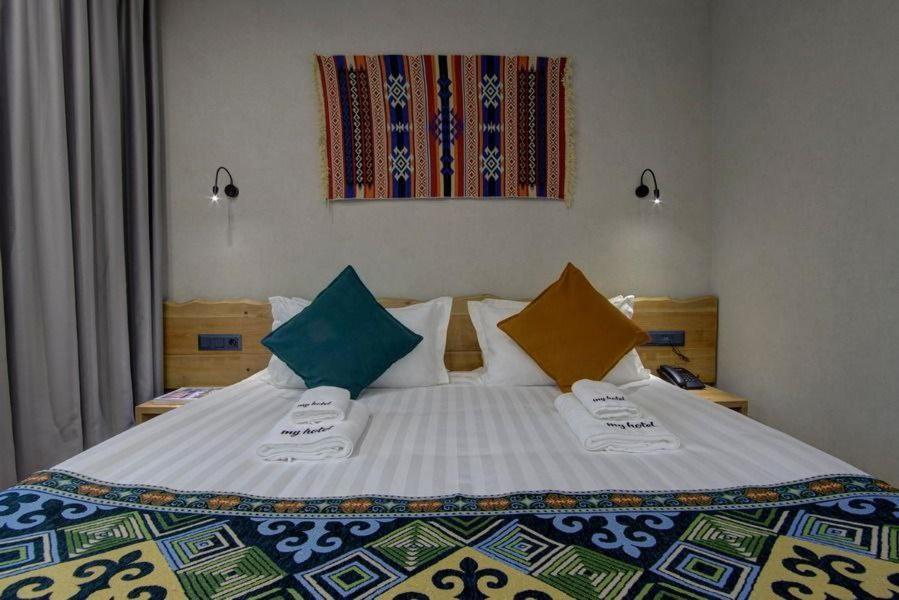 My Hotel Бишкек Экстерьер фото